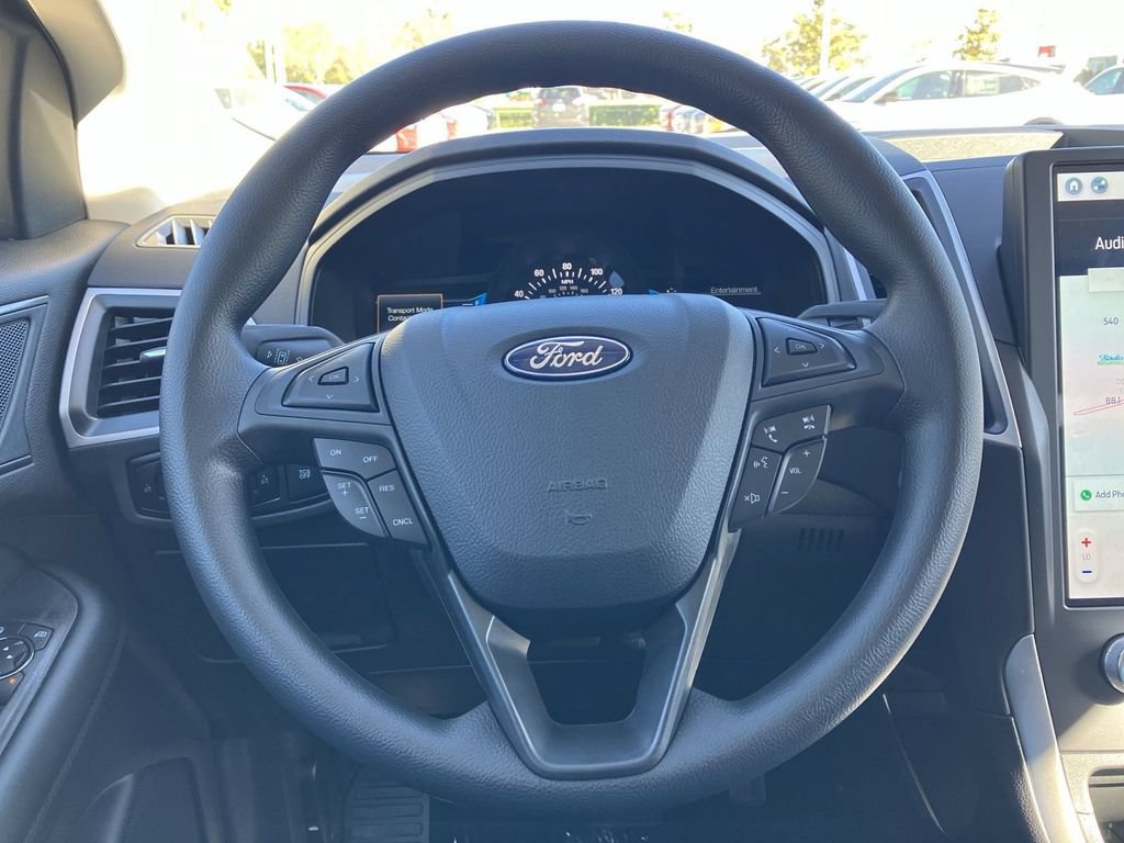 New 2024 Ford Edge SE w/ Black Appearance Package AWD/4WD image 11