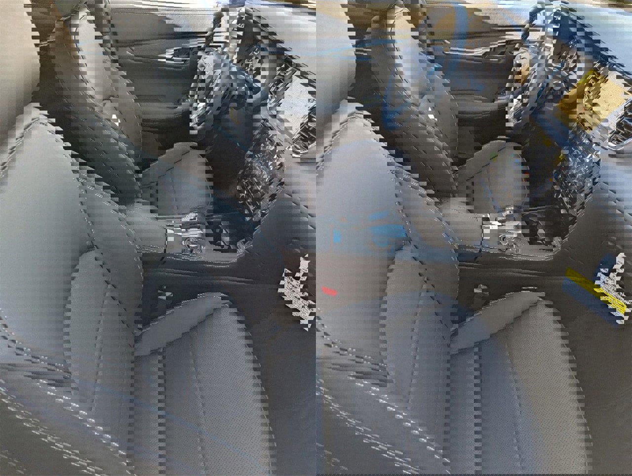 New 2025 INFINITI QX50 Sport image 12