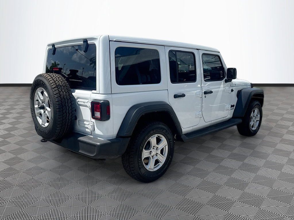 Certified 2022 Jeep Wrangler Unlimited Sport w/ Sun And Sound Package AWD/4WD image 6