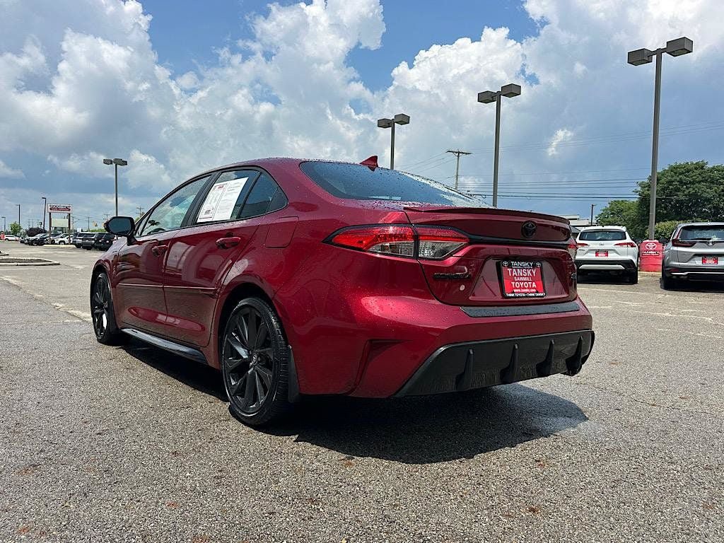 Certified 2023 Toyota Corolla SE FWD image 3