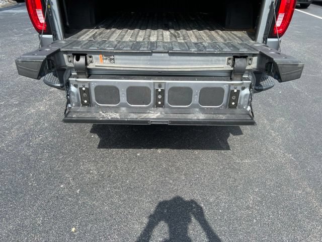 Used 2019 GMC Sierra 1500 AT4 w/ Off Road Performance Package AWD/4WD image 13