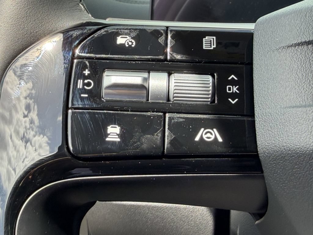 New 2026 Kia Sorento LX FWD image 22