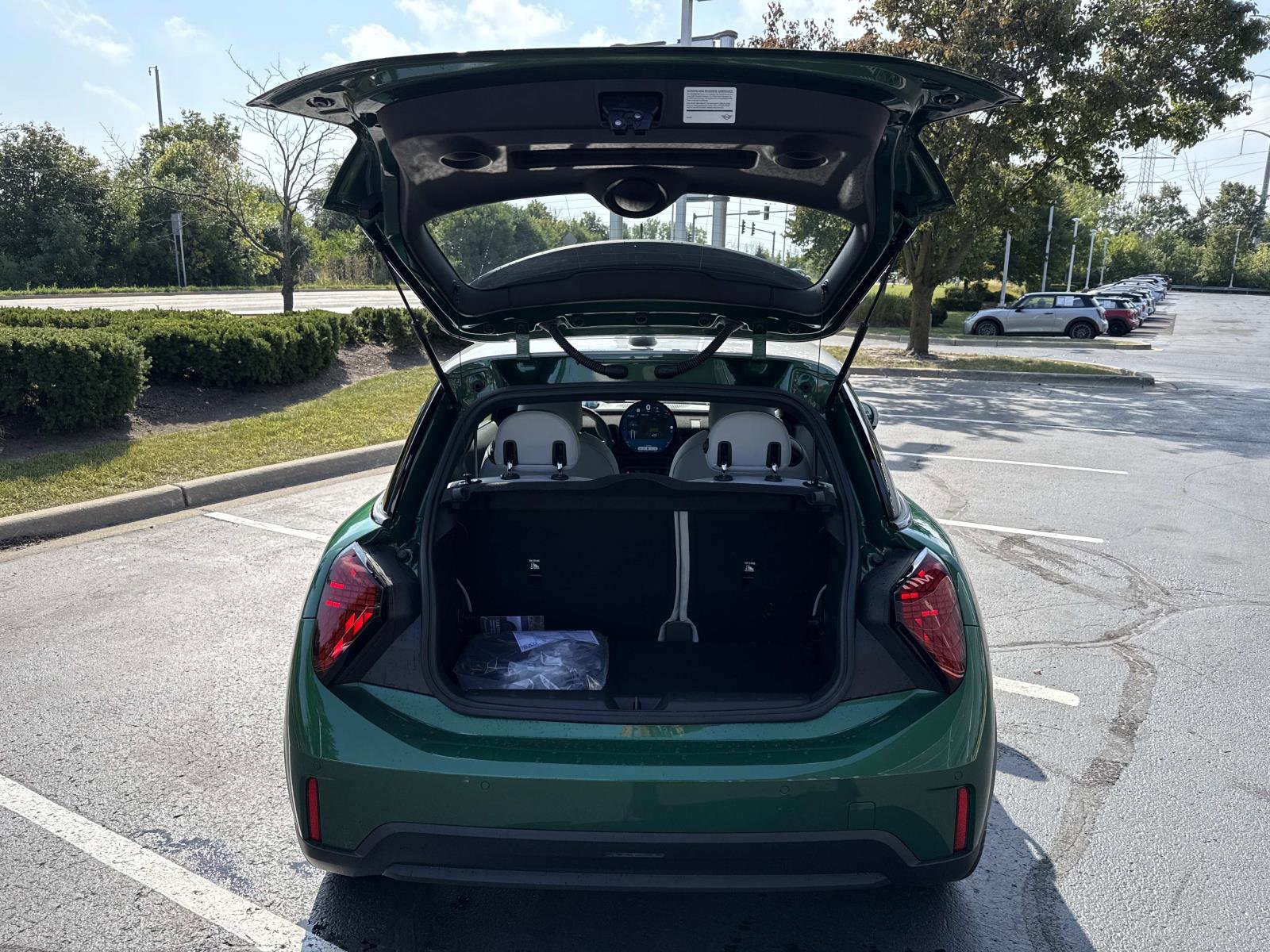New 2026 MINI Cooper 2-Door Hardtop FWD image 12