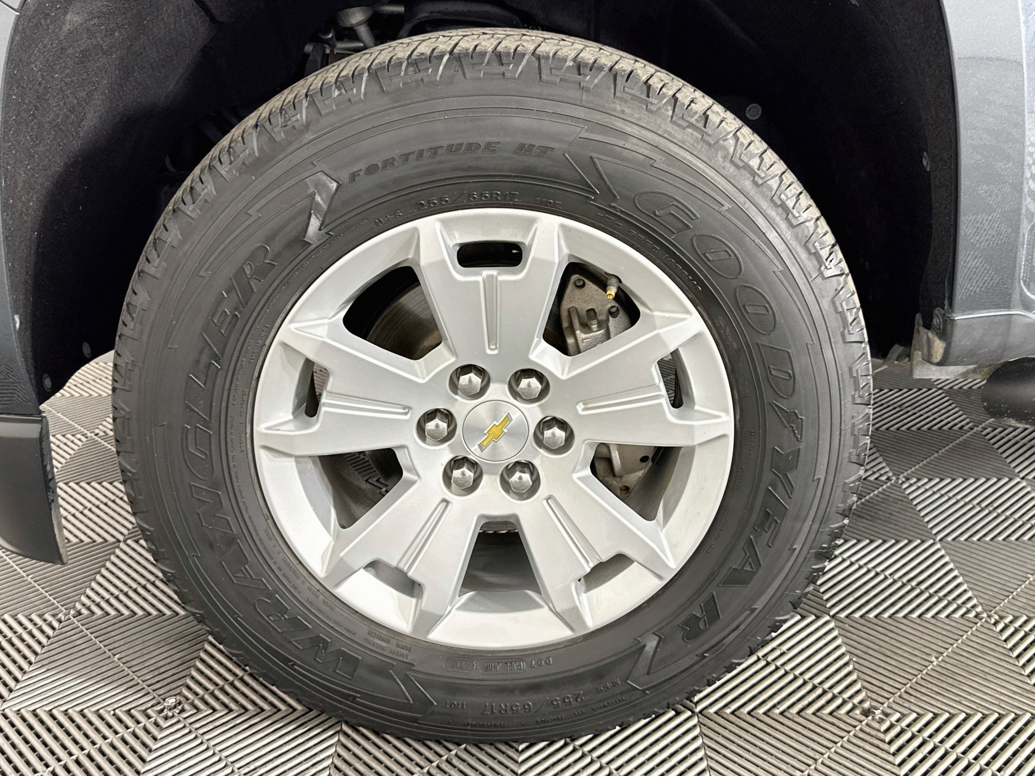 Used 2017 Chevrolet Colorado LT w/ LT Convenience Package RWD image 35
