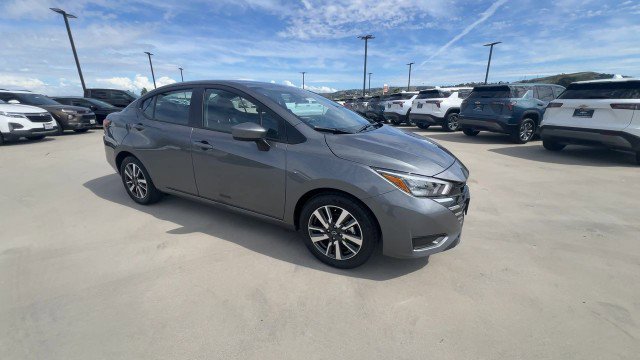 Used 2025 Nissan Versa SV FWD image 2