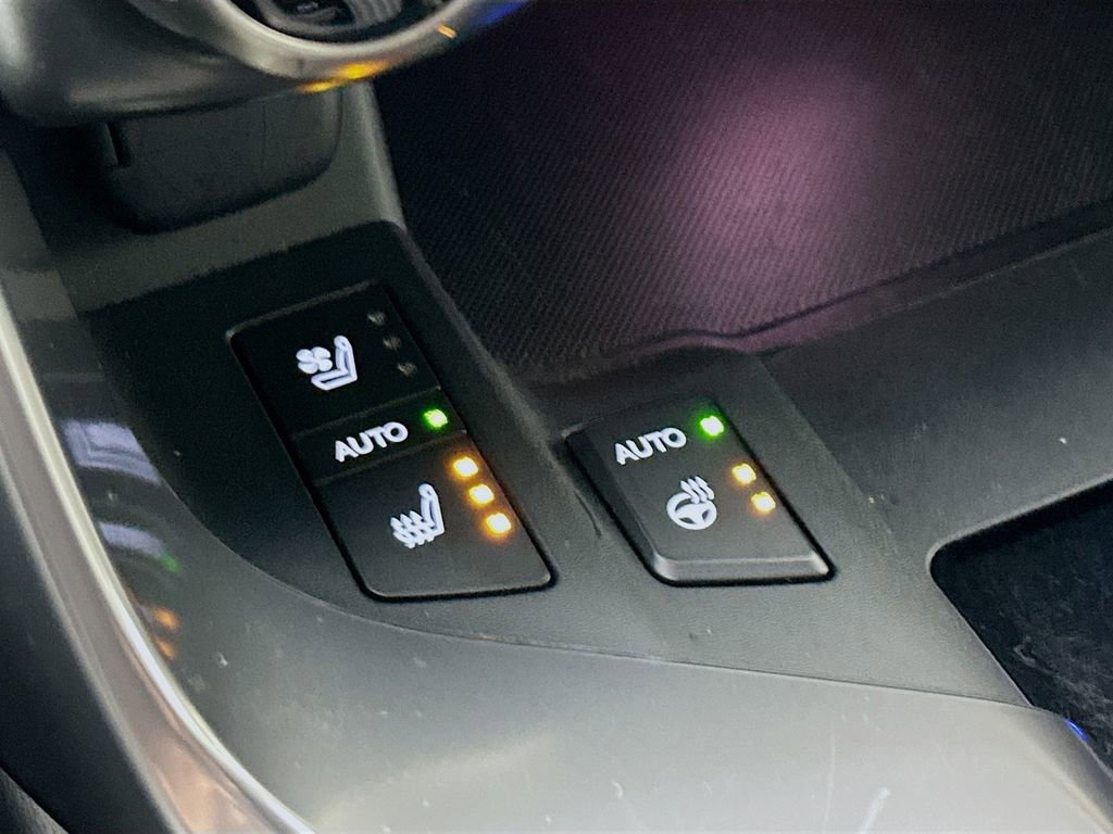 Used 2024 Lexus LX 600 F Sport image 27