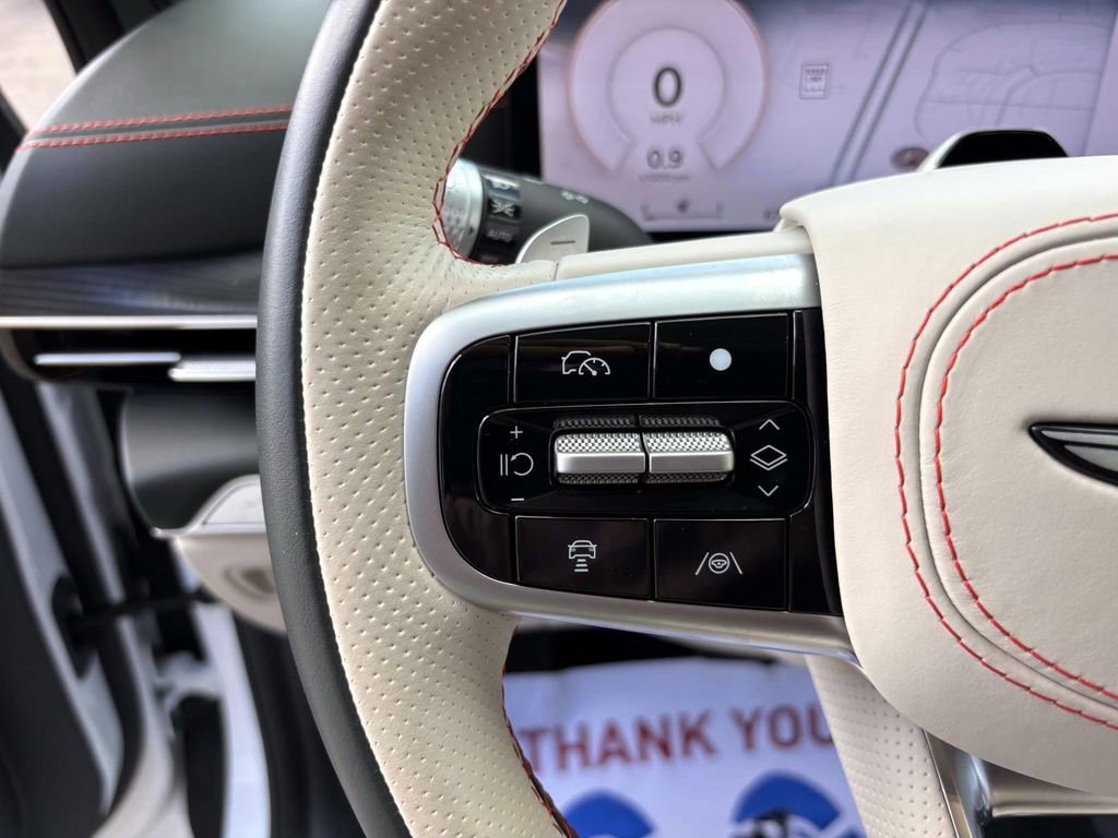 Used 2025 Genesis GV80 3.5T image 17