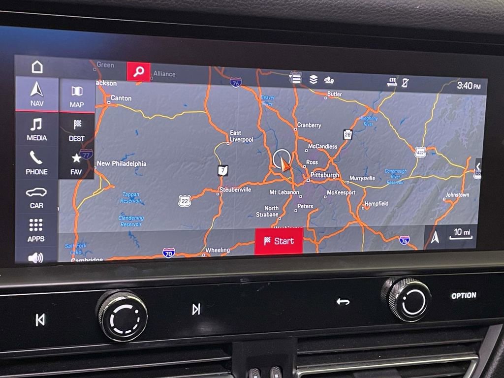 Certified 2022 Porsche Macan image 30