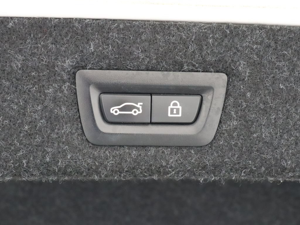 Used 2019 BMW 530i w/ Convenience Package RWD image 37