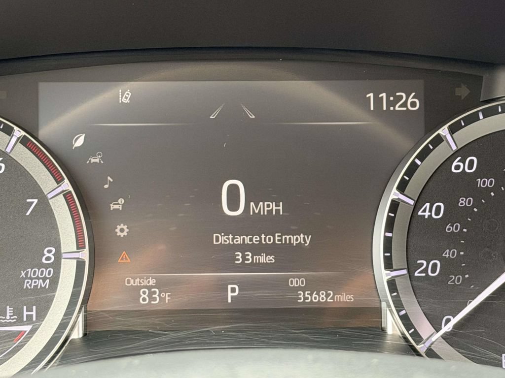 Used 2023 Toyota Highlander XLE AWD/4WD image 10