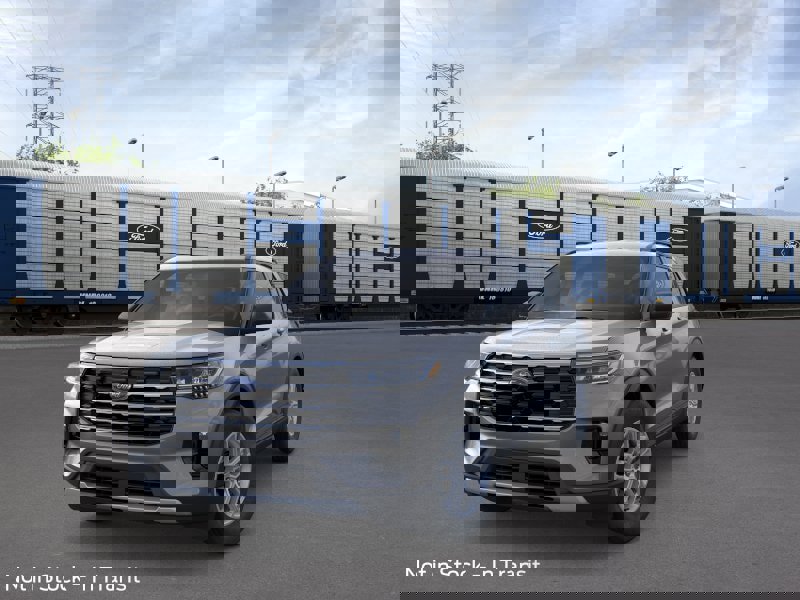 New 2026 Ford Explorer Active image 2