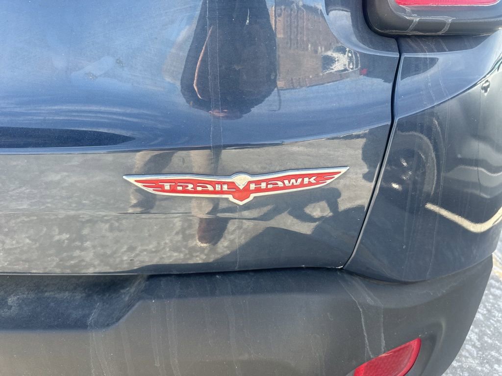 Used 2022 Jeep Renegade Trailhawk w/ Sun/Sound Group image 12