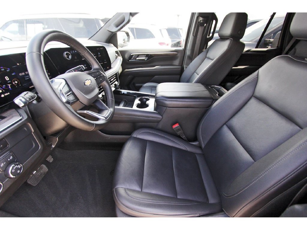 Used 2025 Chevrolet Tahoe LT RWD image 6