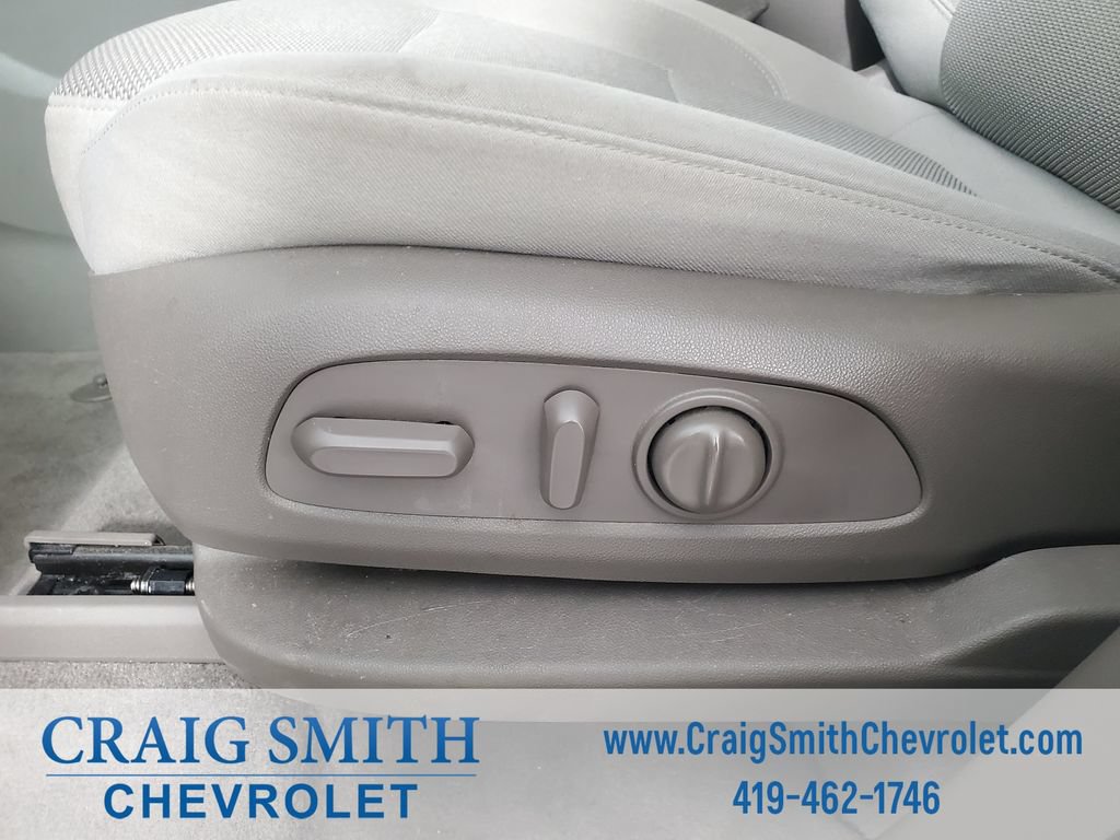 Used 2021 Chevrolet Traverse LT FWD image 11