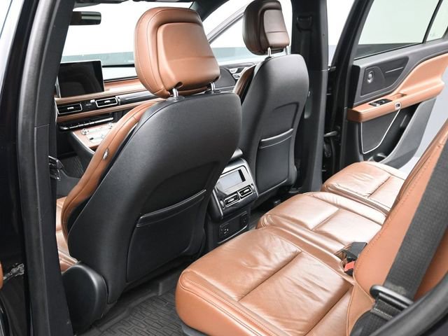 Used 2020 Lincoln Aviator Reserve w/ Class IV Trailer Tow Package AWD/4WD image 10