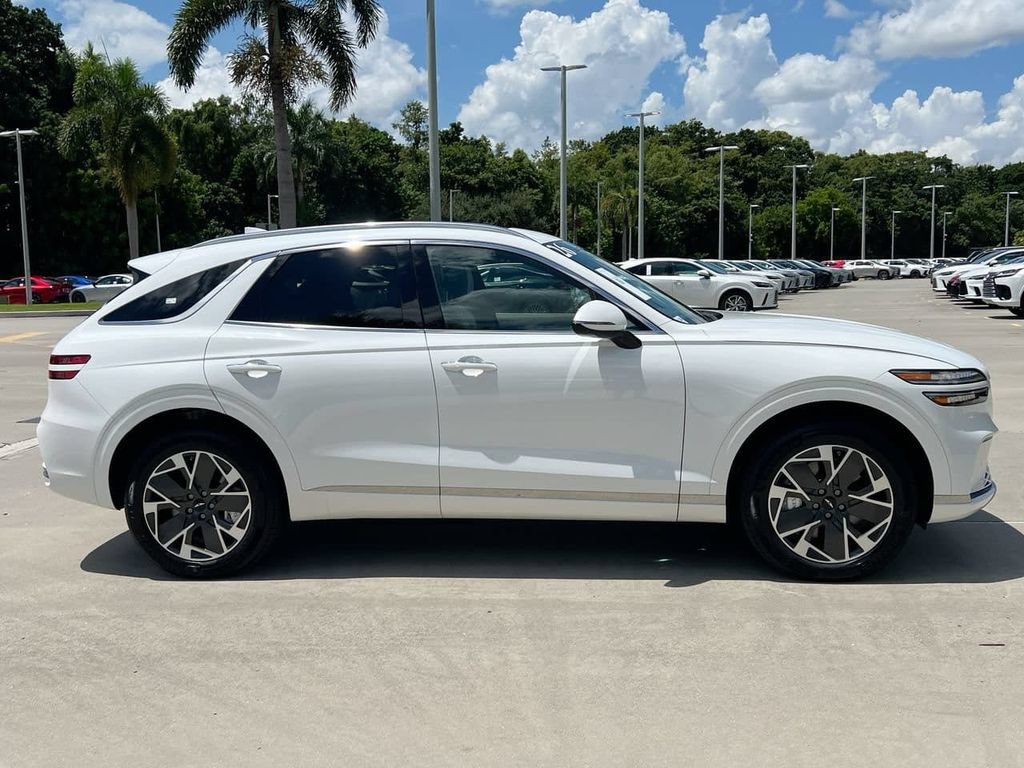 Used 2026 Genesis Electrified GV70 AWD/4WD image 8