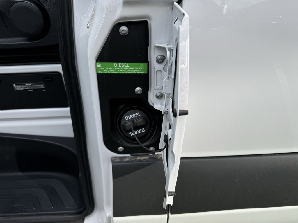 Used 2024 Mercedes-Benz Sprinter 144 Cargo image 20