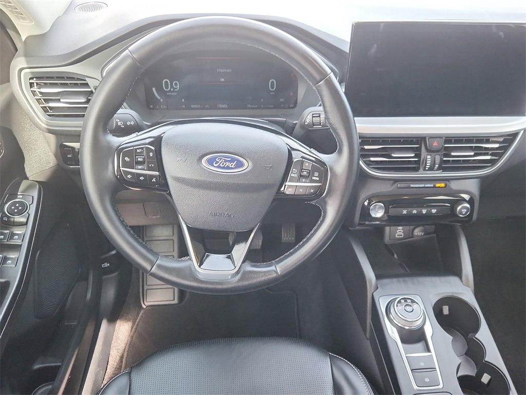 Used 2025 Ford Escape Platinum image 11