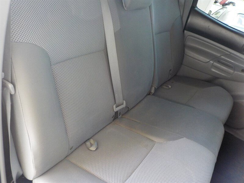 Used 2014 Toyota Tacoma PreRunner w/ TRD Off-Road Package RWD image 28