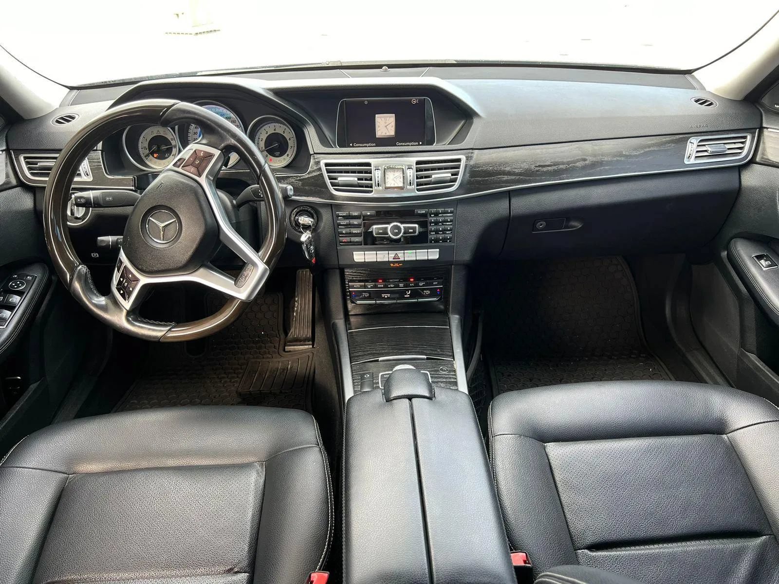 Used 2014 Mercedes-Benz E 350 Sedan image 14