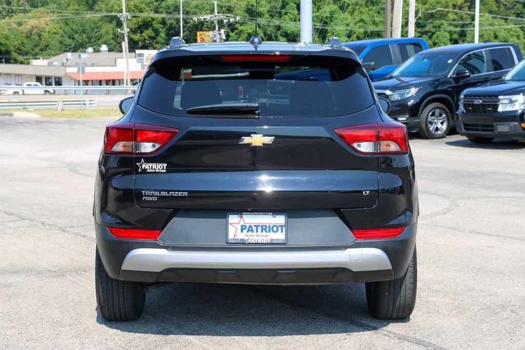 Used 2025 Chevrolet TrailBlazer LT AWD/4WD image 4