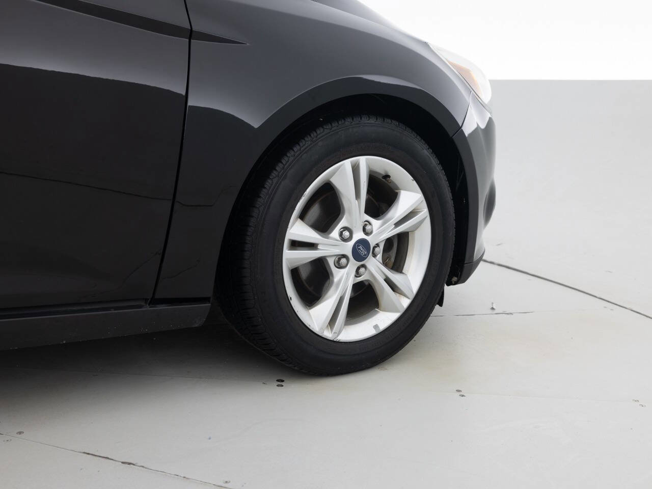 Used 2013 Ford Focus SE FWD image 18