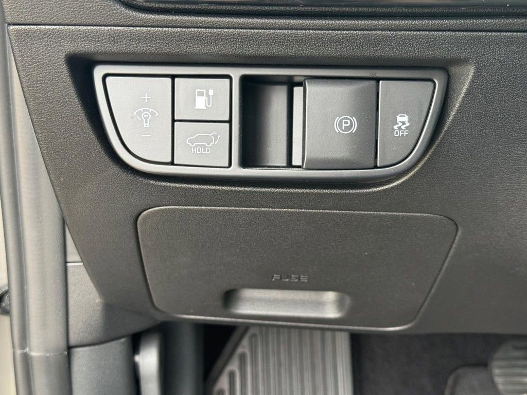 Used 2023 Kia EV6 Wind image 22
