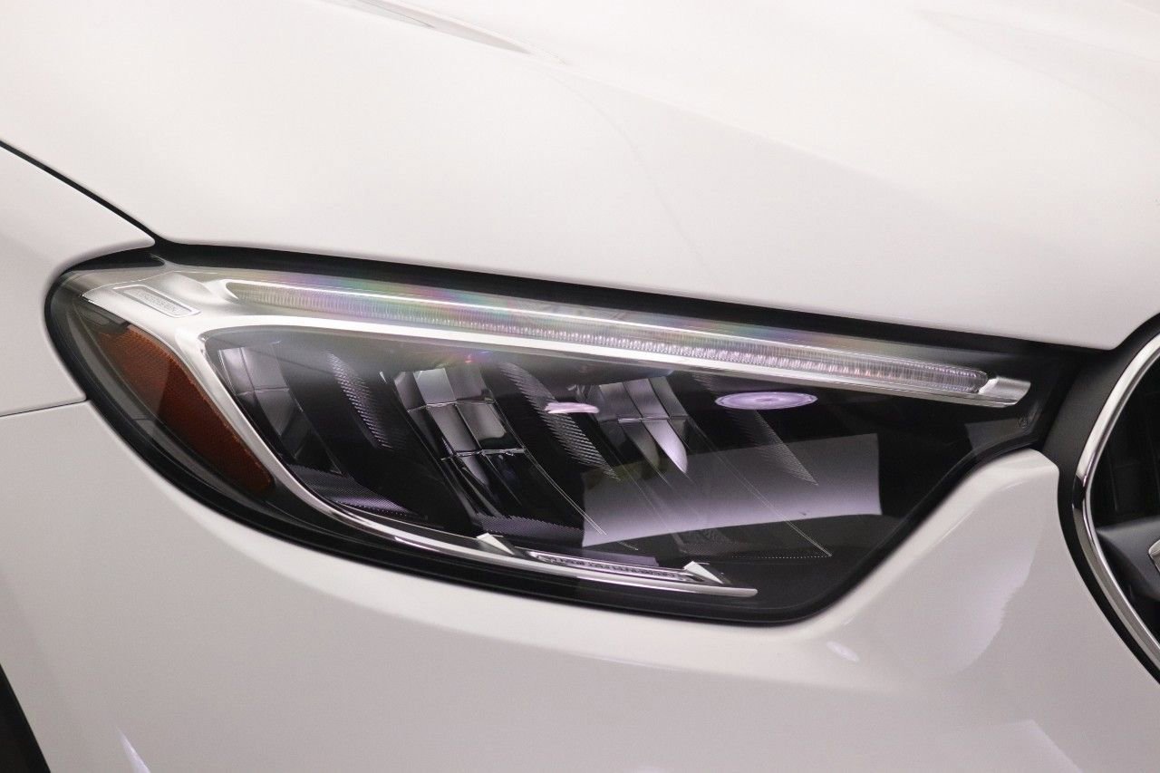 Certified 2025 Mercedes-Benz GLC 350e 4MATIC image 27