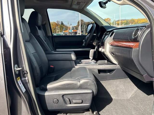 Used 2017 Toyota Tundra Limited AWD/4WD image 23