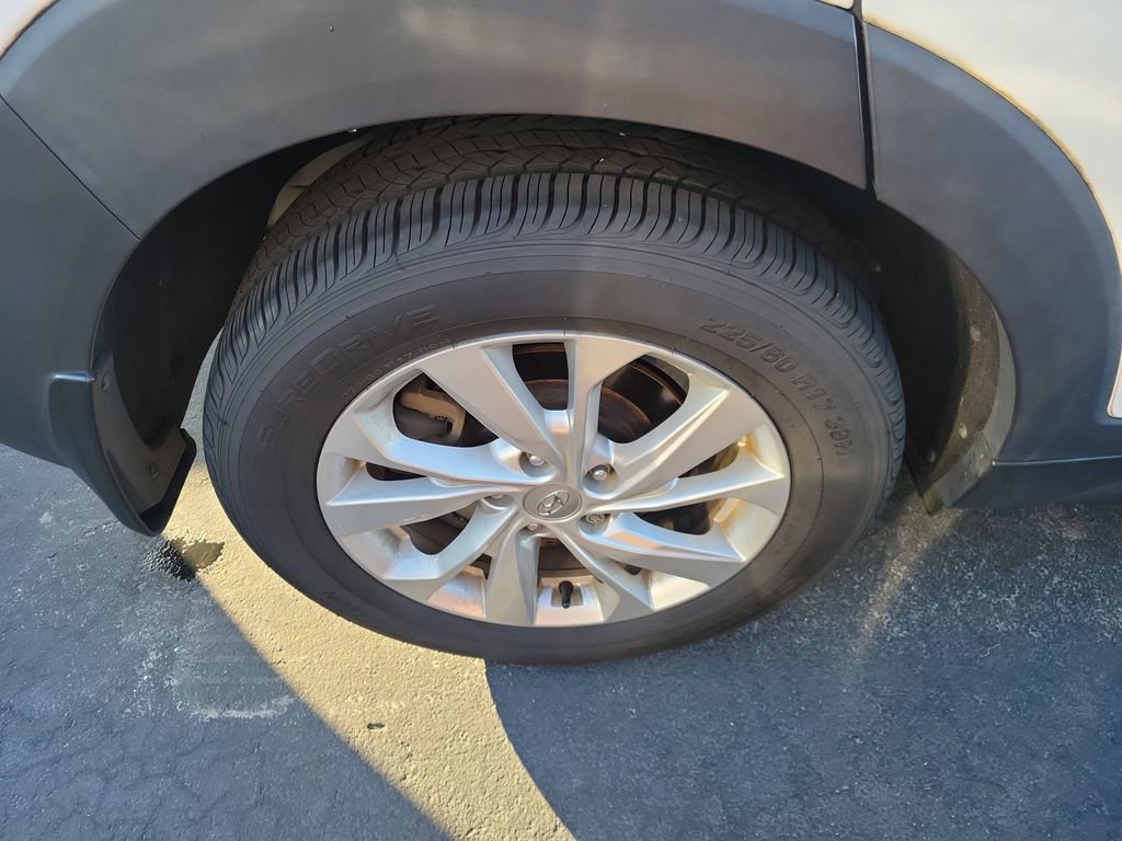 Used 2020 Hyundai Tucson SE FWD image 12