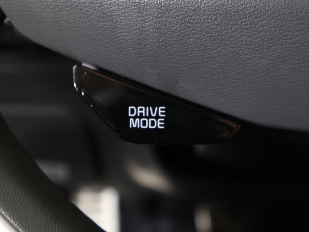 Used 2023 Kia Niro EX Touring FWD image 55