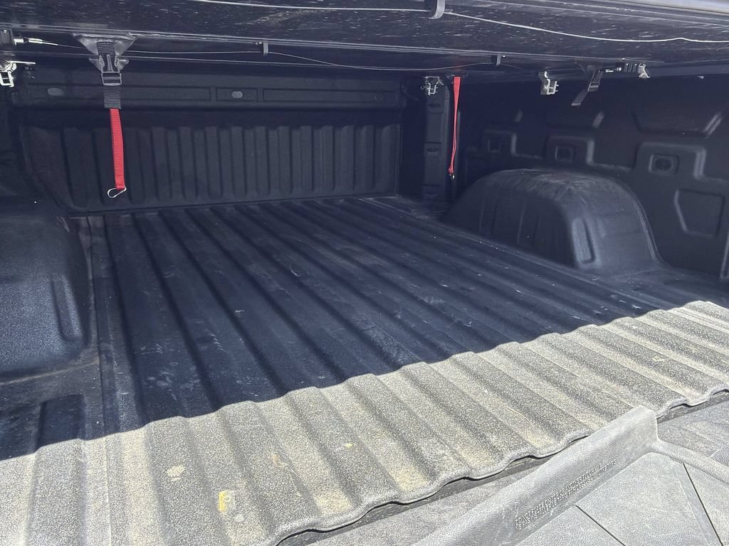Used 2025 Chevrolet Silverado 1500 W/T w/ WT Value Package AWD/4WD image 29