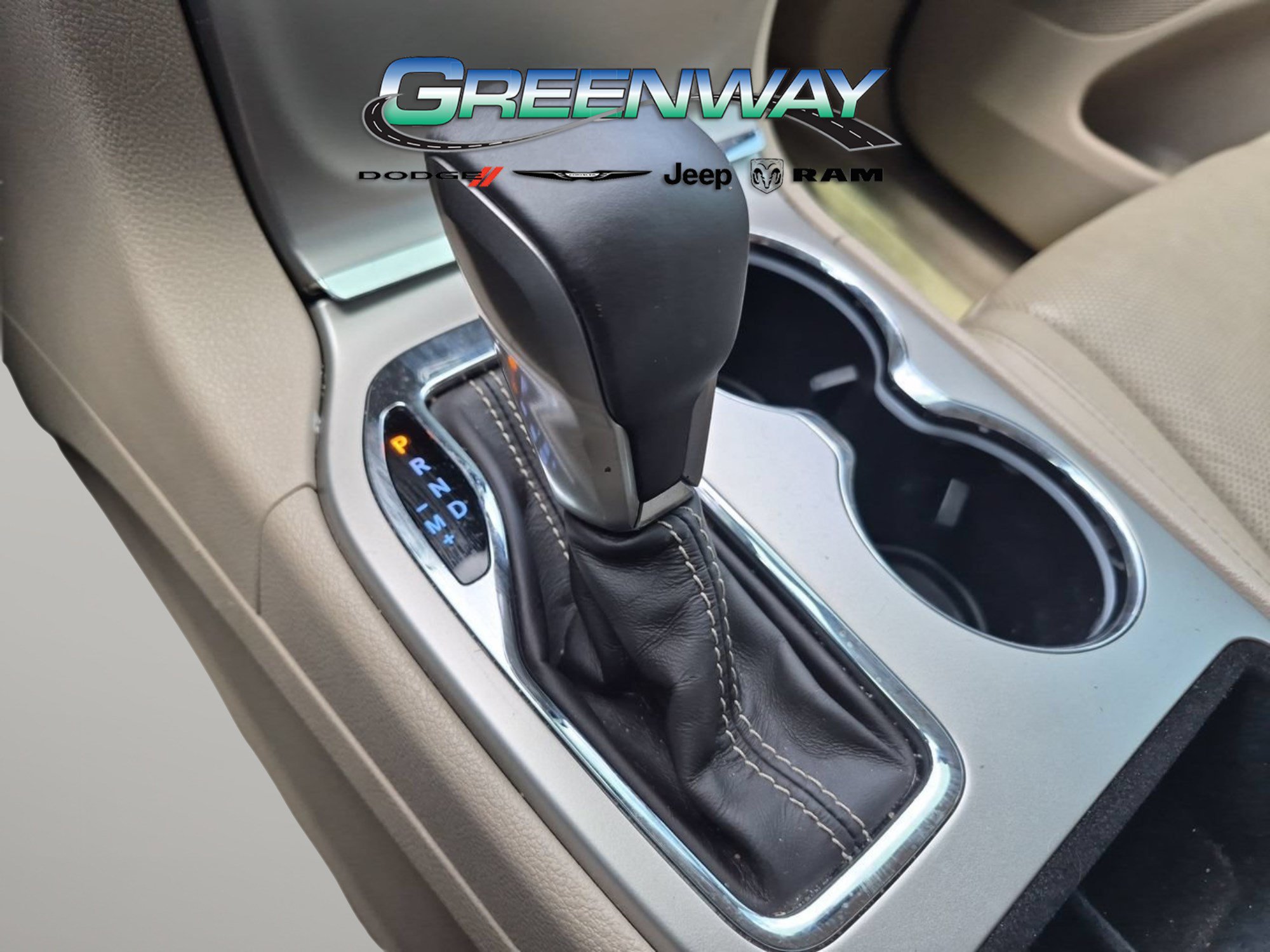 Used 2017 Jeep Grand Cherokee Overland RWD image 24