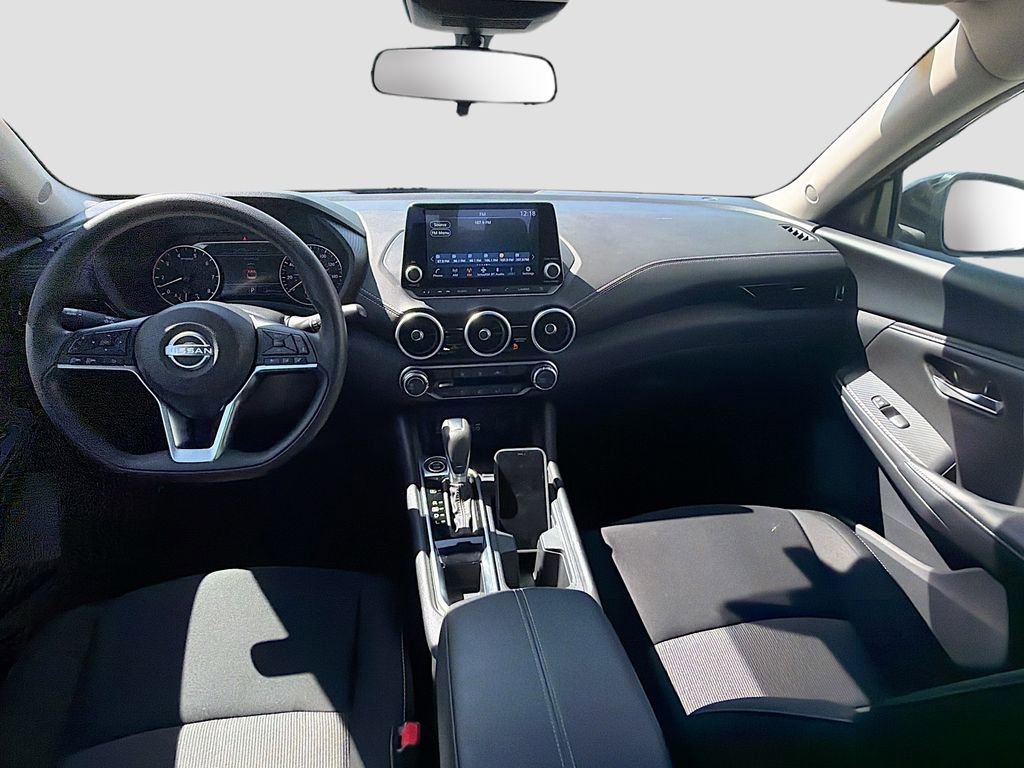 Used 2025 Nissan Sentra SV image 15