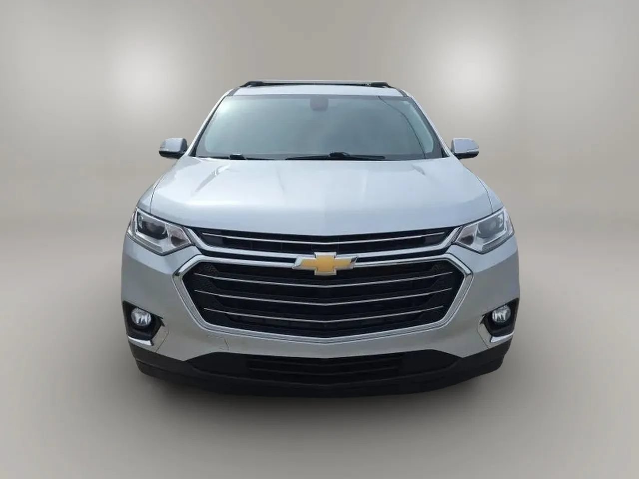 Used 2019 Chevrolet Traverse LT w/ LT Premium Package AWD/4WD image 4