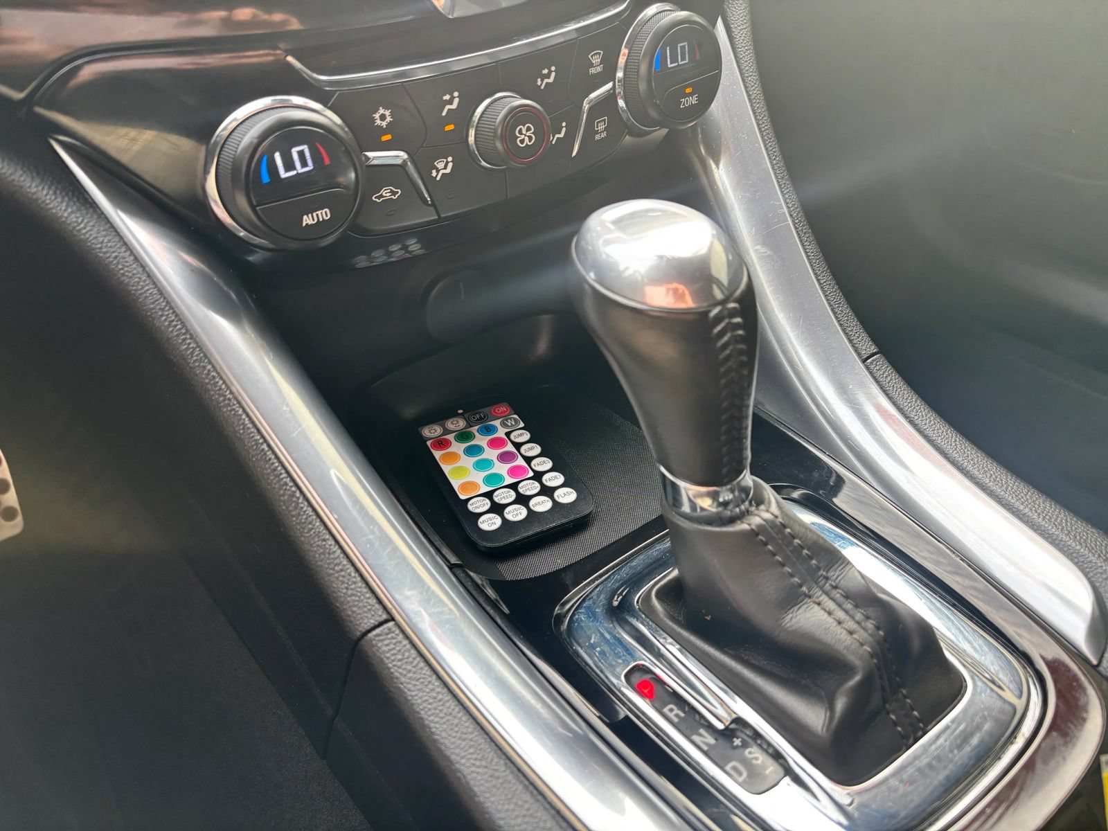 Used 2014 Chevrolet SS RWD image 30