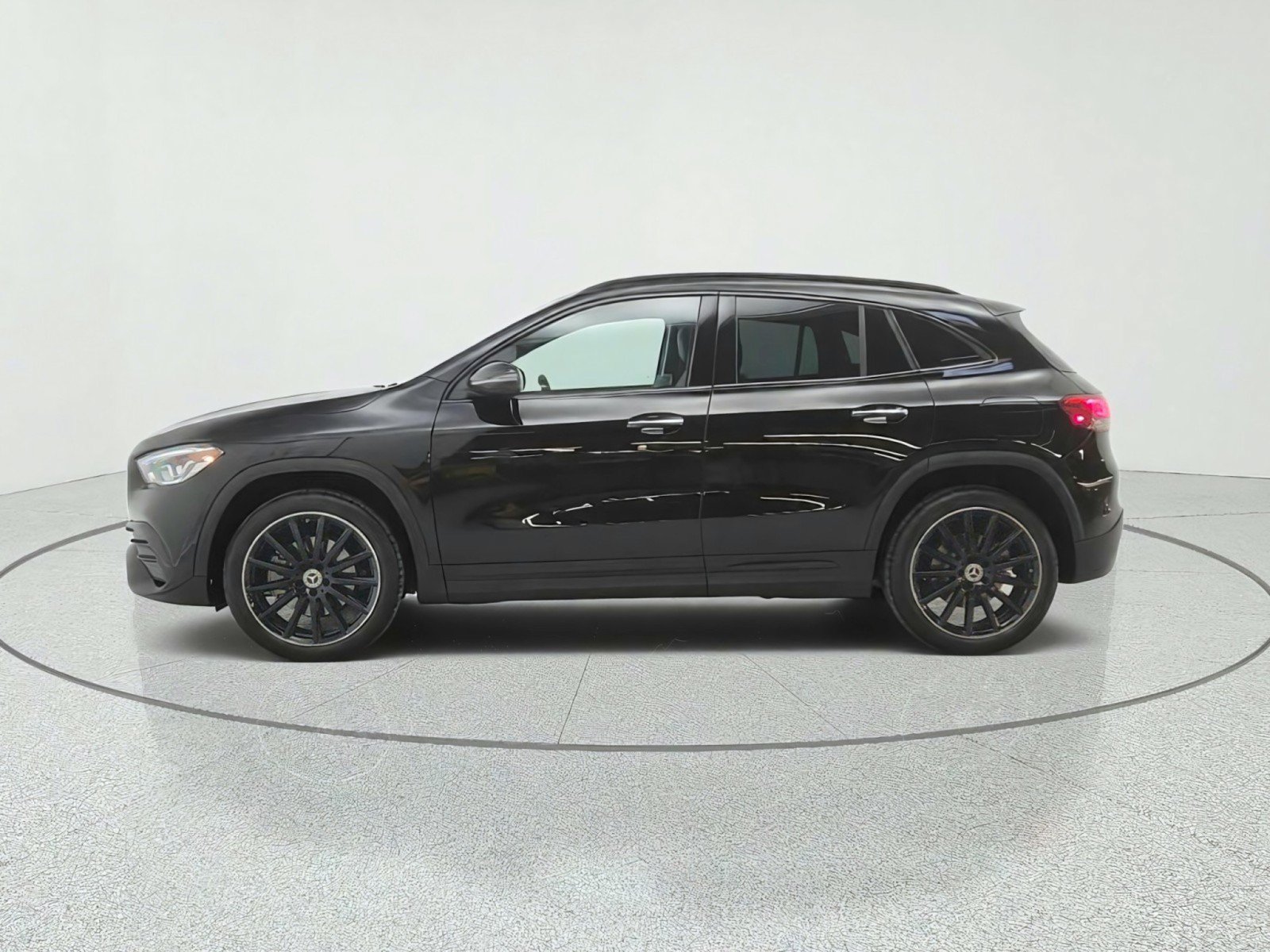 Used 2023 Mercedes-Benz GLA 250 image 8