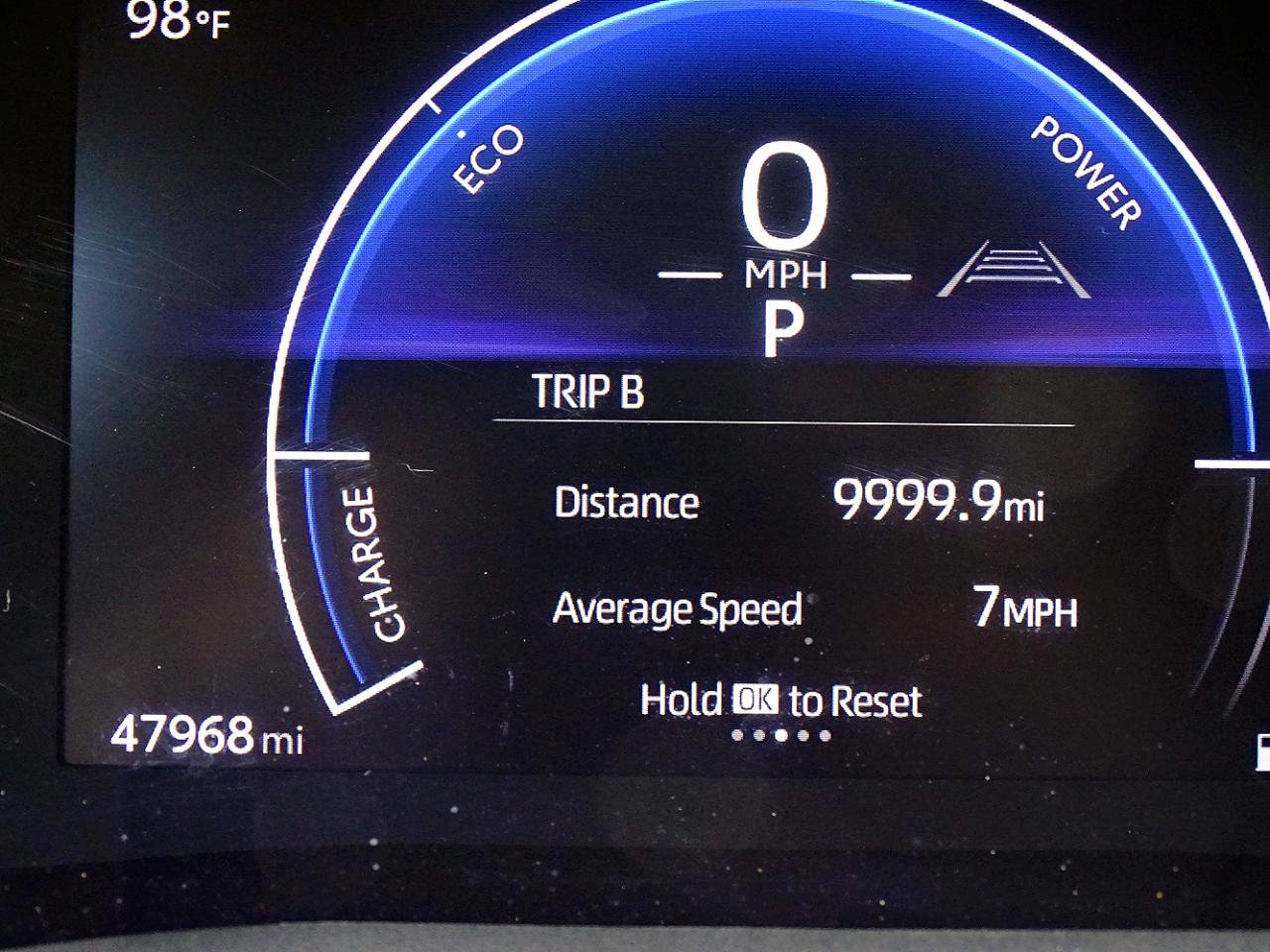 Used 2025 Toyota Camry SE w/ Convenience Package FWD image 40