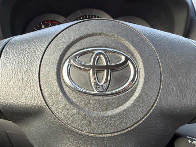 Used 2009 Toyota RAV4 Limited w/ Limited Extra Value Pkg AWD/4WD image 24