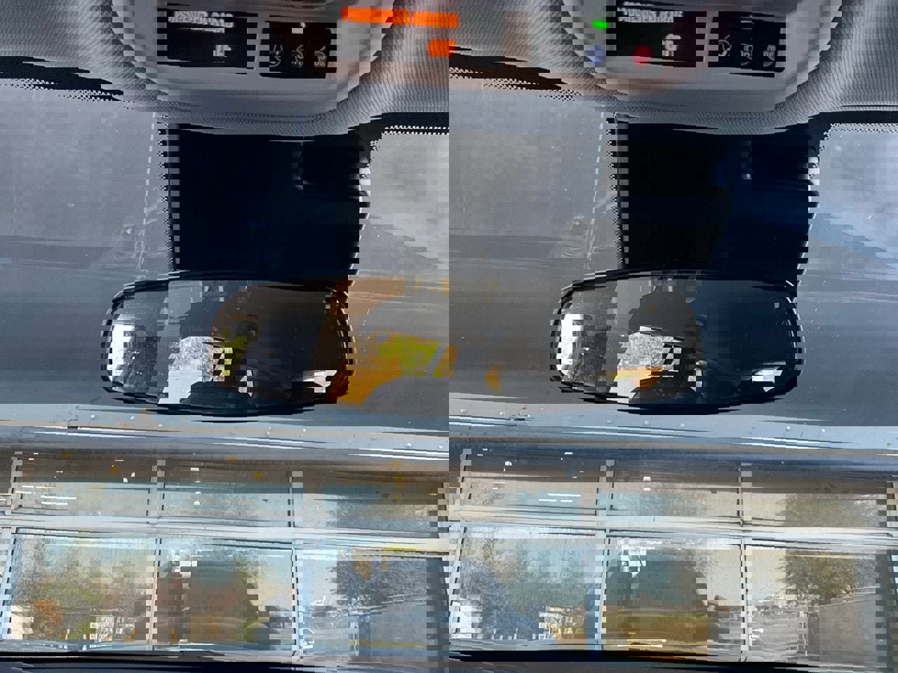 Used 2025 Chevrolet Trax LT image 17