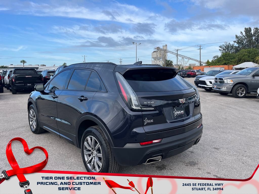 Used 2023 Cadillac XT4 Sport w/ Enhanced Visibility Package image 5