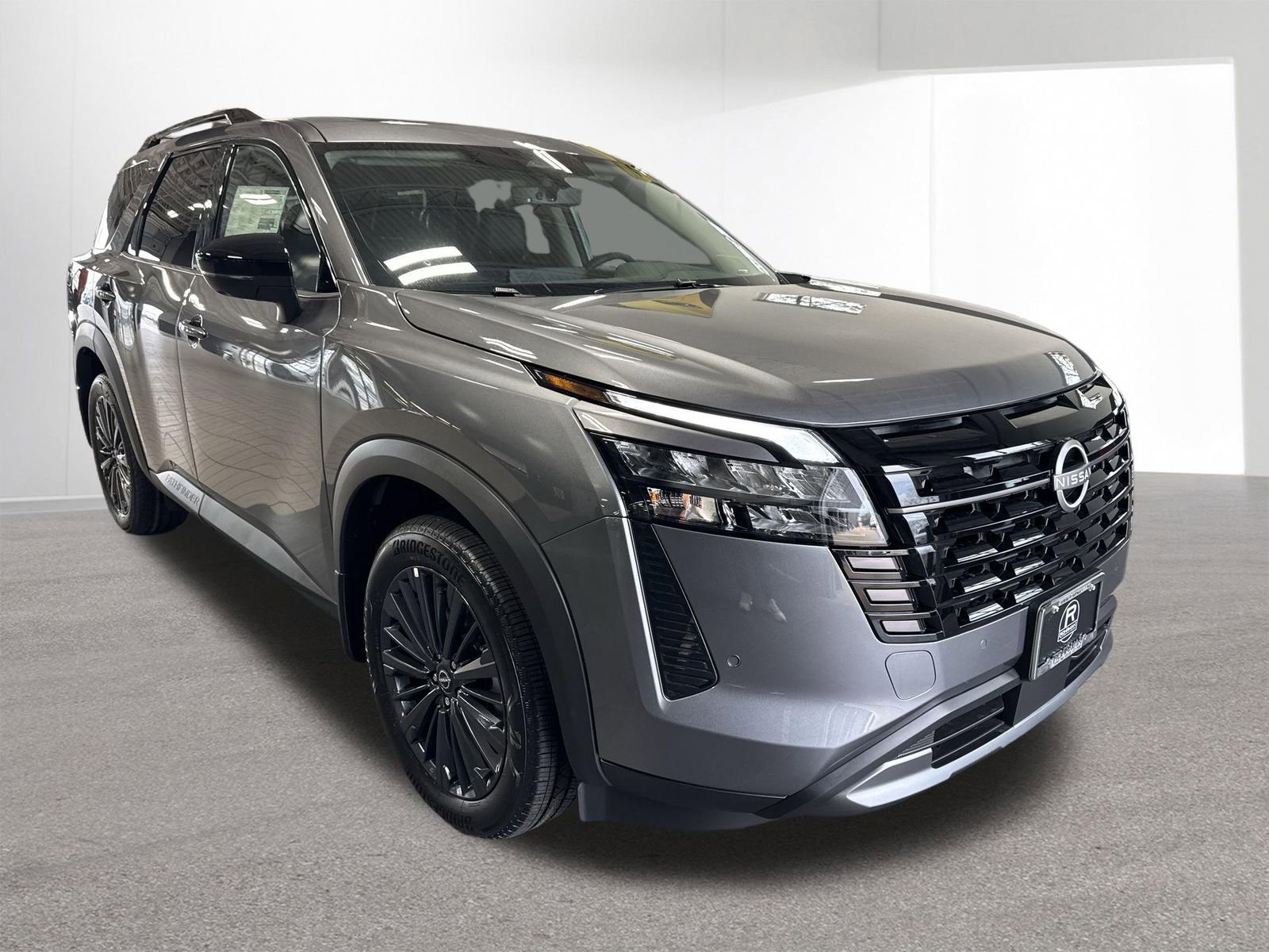 New 2026 Nissan Pathfinder SL AWD/4WD image 10