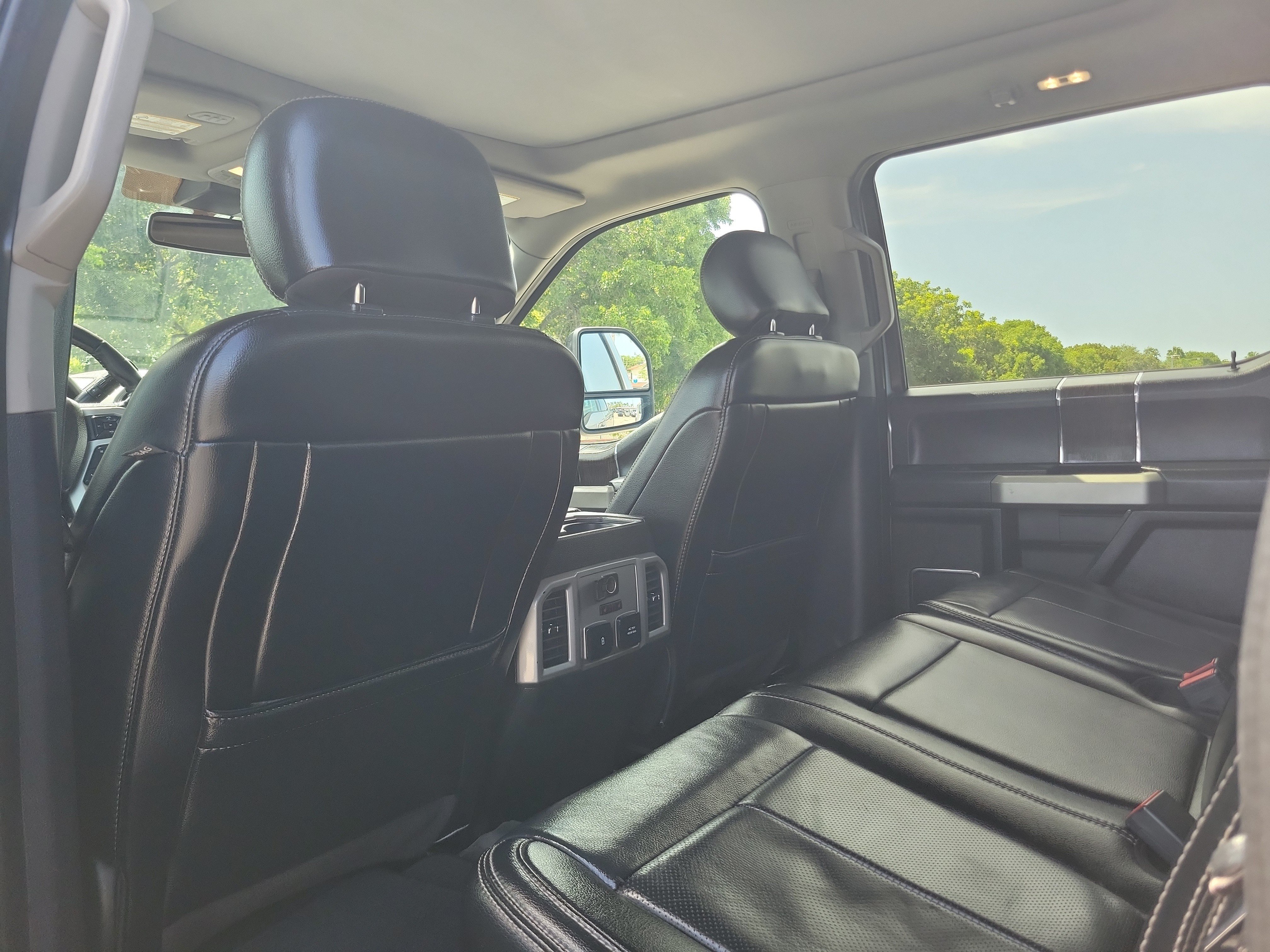 Used 2020 Ford F250 Lariat AWD/4WD image 16