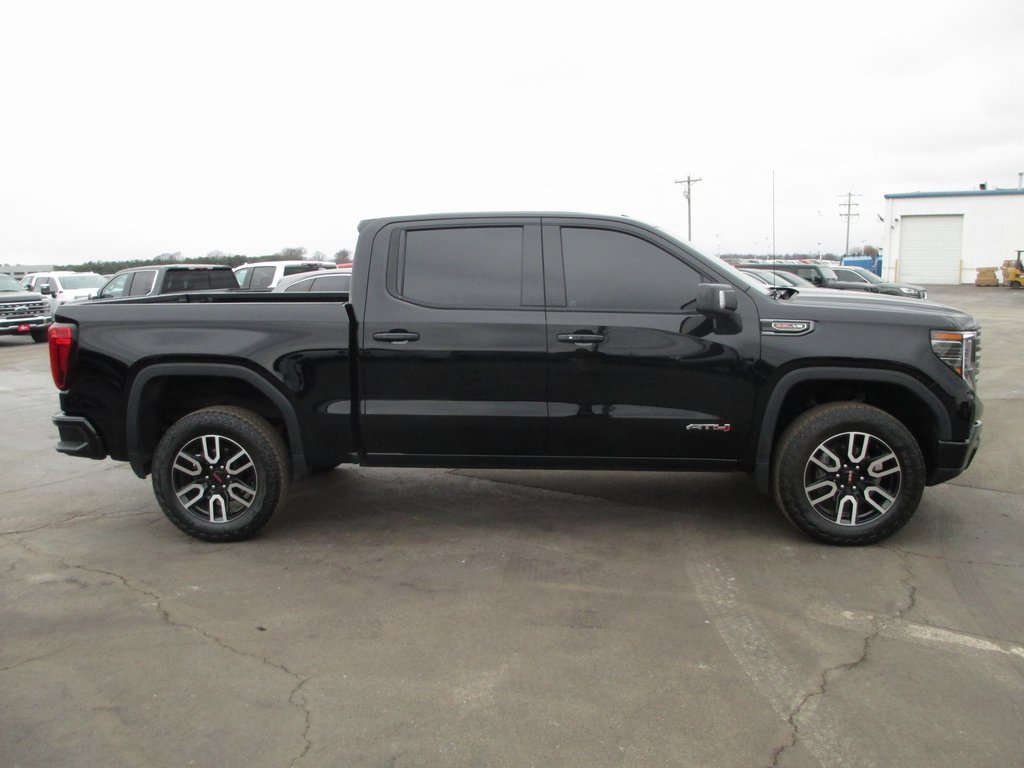 Certified 2022 GMC Sierra 1500 AT4 w/ AT4 Premium Package image 4