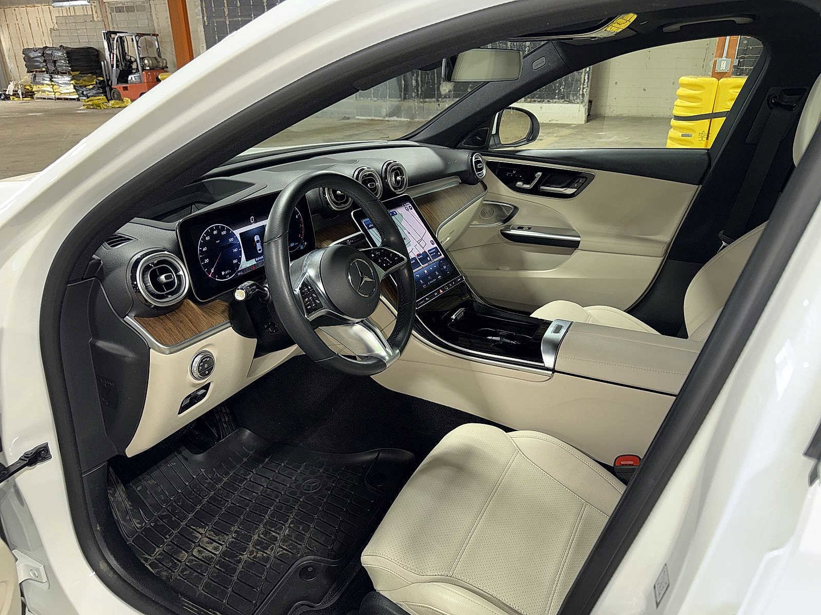 Used 2022 Mercedes-Benz C 300 4MATIC Sedan image 30