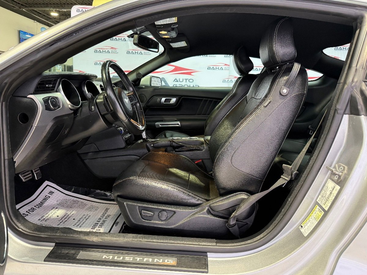Used 2020 Ford Mustang Premium RWD image 27