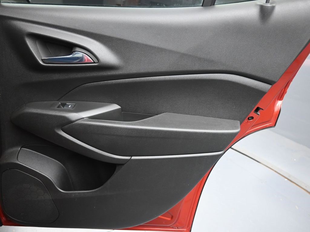 Used 2024 Chevrolet Trax ACTIV w/ Sunroof Package image 27