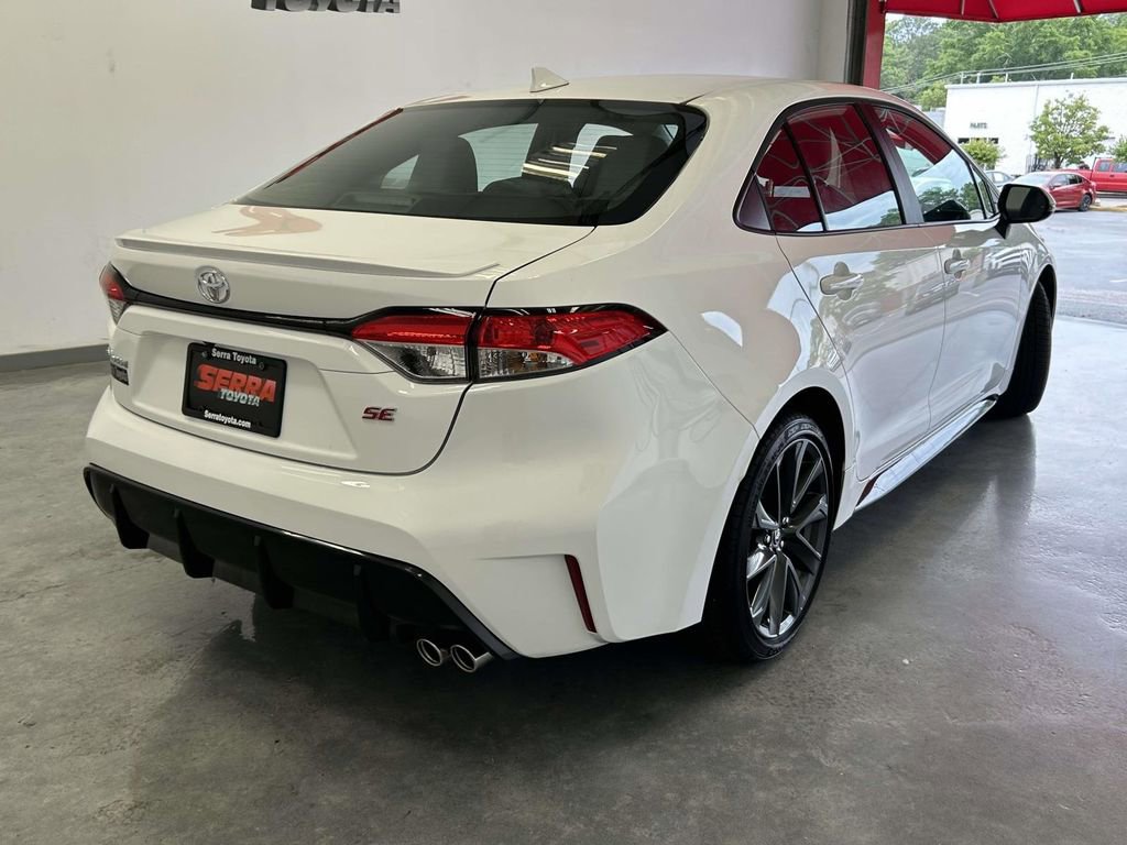 Certified 2026 Toyota Corolla SE FWD image 3