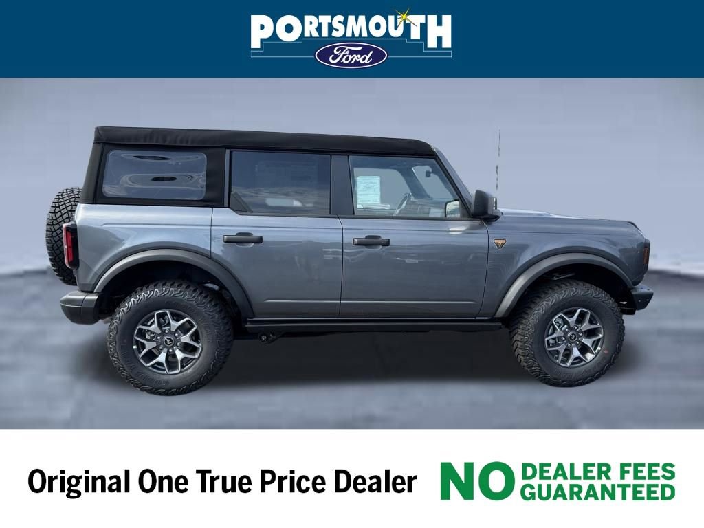 New 2025 Ford Bronco Badlands image 6