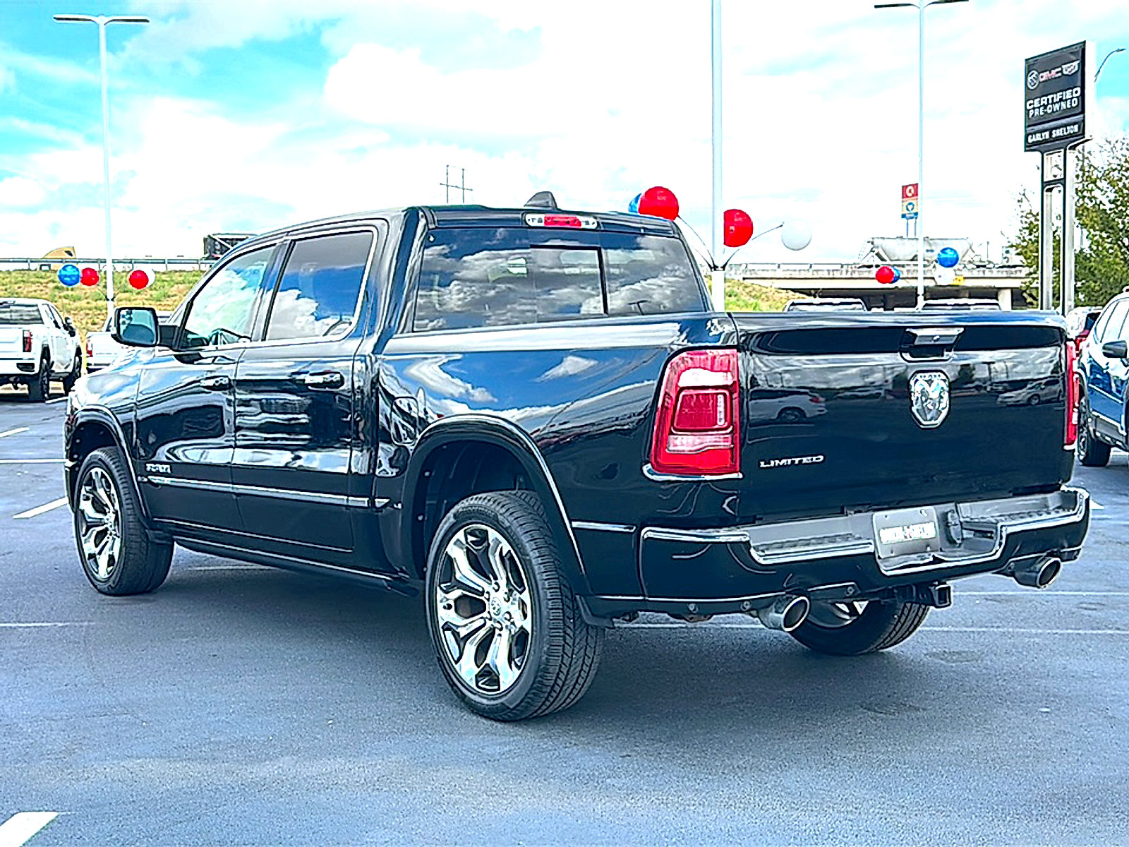 Used 2019 RAM 1500 Limited RWD image 6